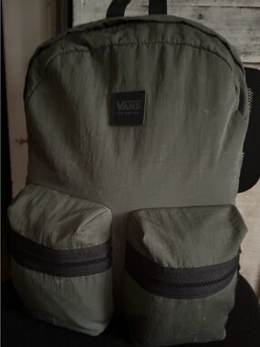 Vans Off The Wall double down backpack carried 2-3 times only EUC